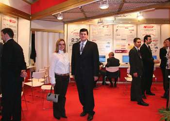Fitur 2006