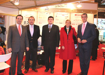 Fitur 2006